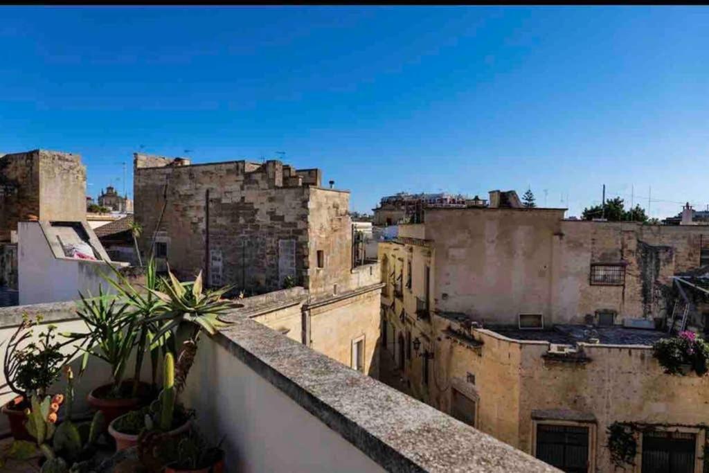 Fior Di Loto Villa Lecce Bagian luar foto