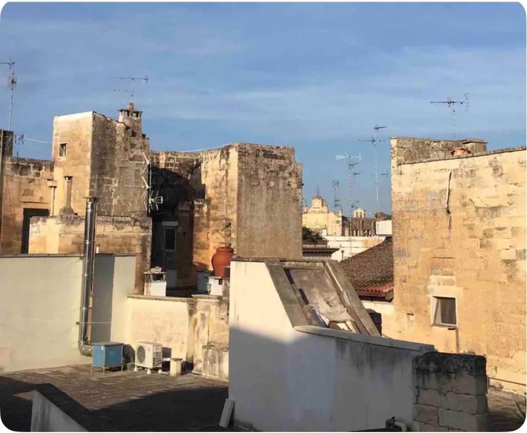 Fior Di Loto Villa Lecce Bagian luar foto